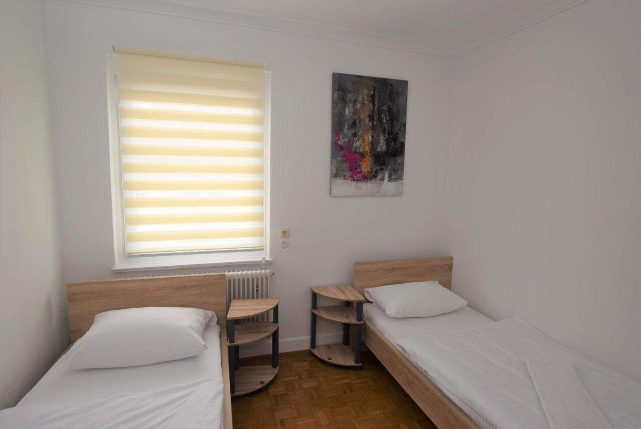 Nuertingen Zimmer Exterior foto